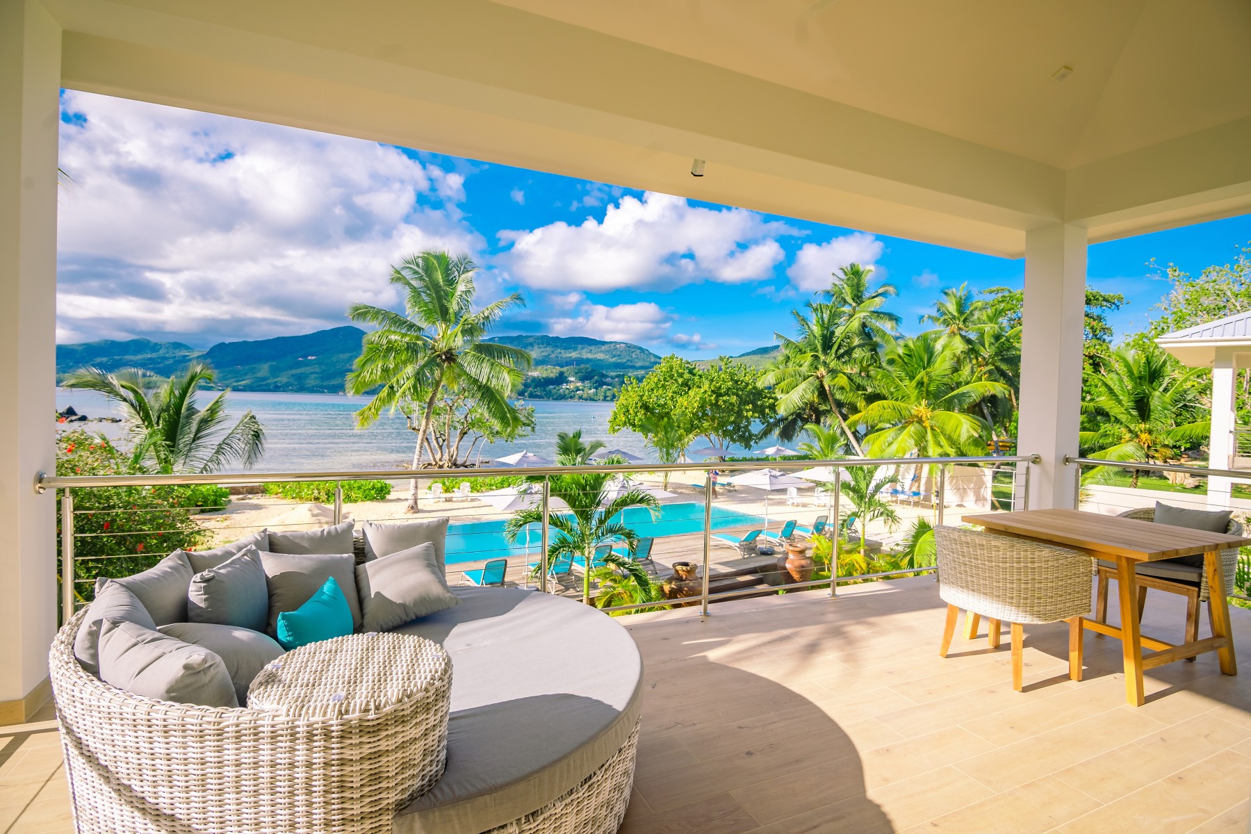 Pineapple Beach Villas